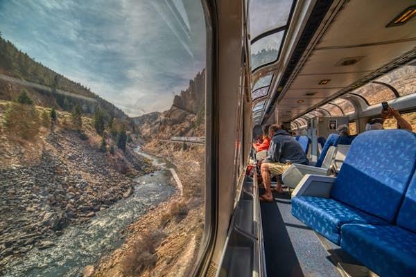 Test your knowledge of famous train routes with this challenging quiz! See how many correct answers you can get out of 10.