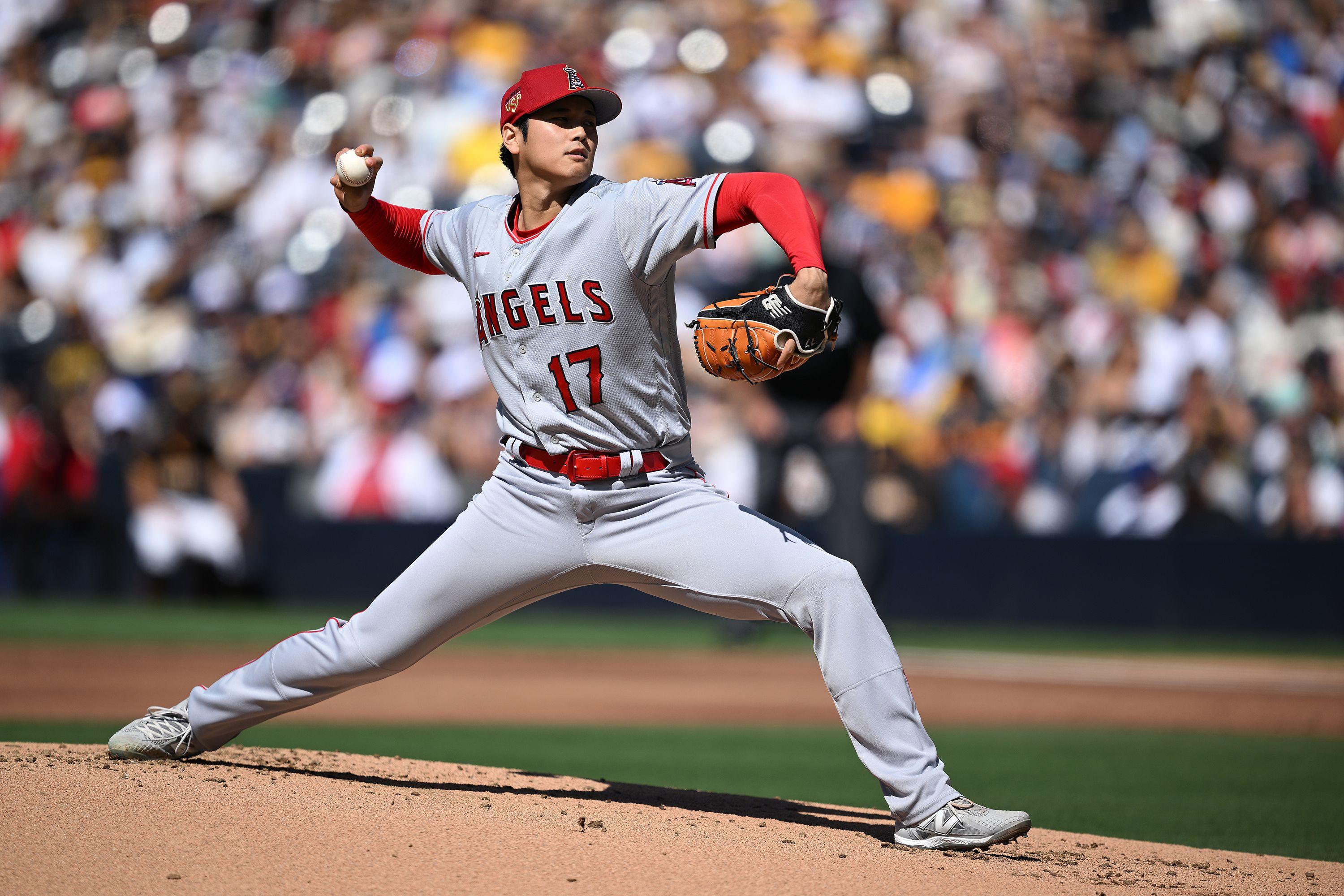 Think you know everything about the Japanese baseball sensation Shohei Ohtani? Test your knowledge on his career, achievements, and more in this comprehensive quiz!