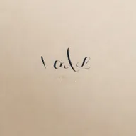 Create an engaging and stylish logo representing the brand 'Vogue Rue'